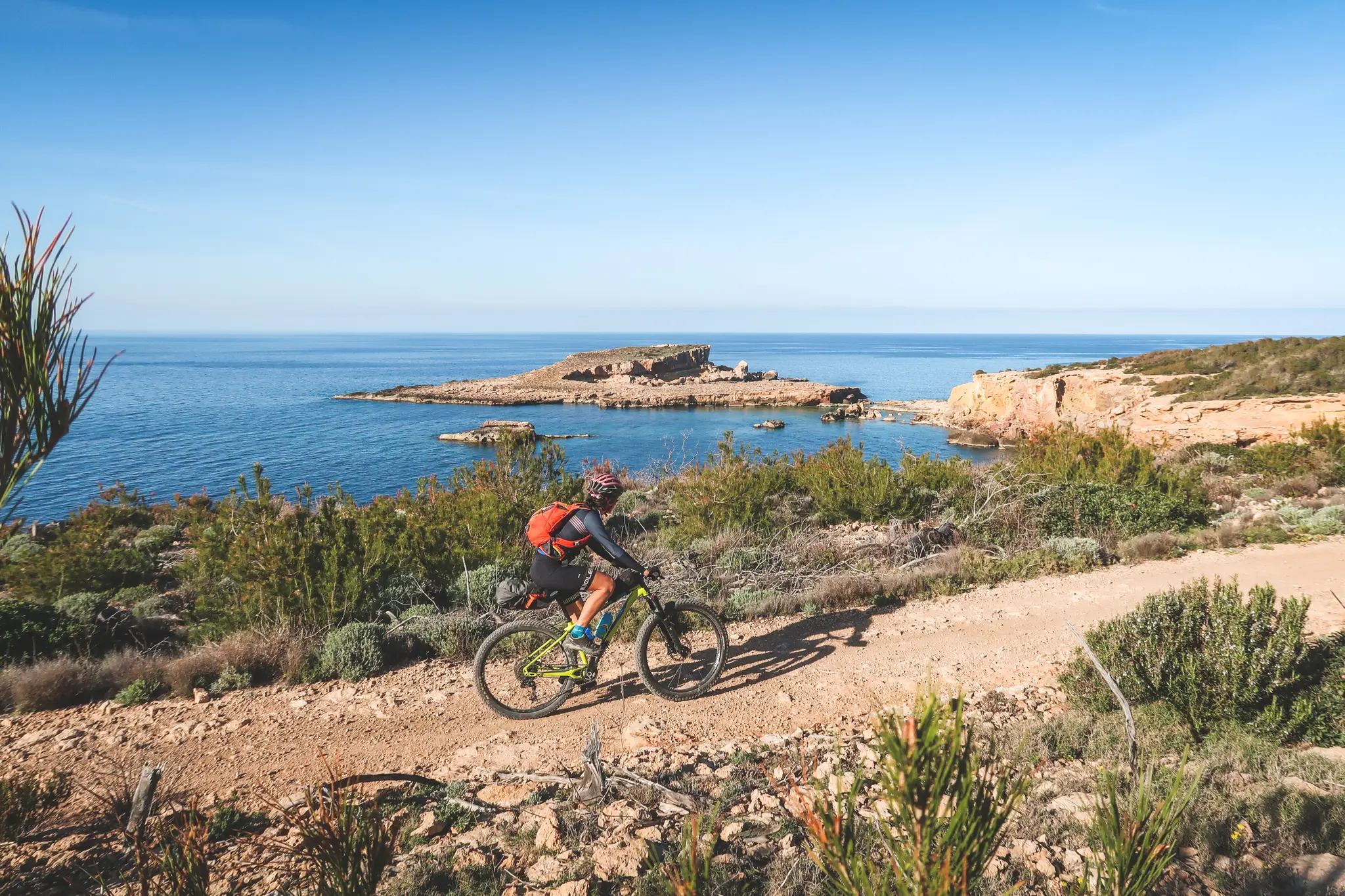 Die weiße Insel der Balearen – mit dem MTB rund um Ibiza