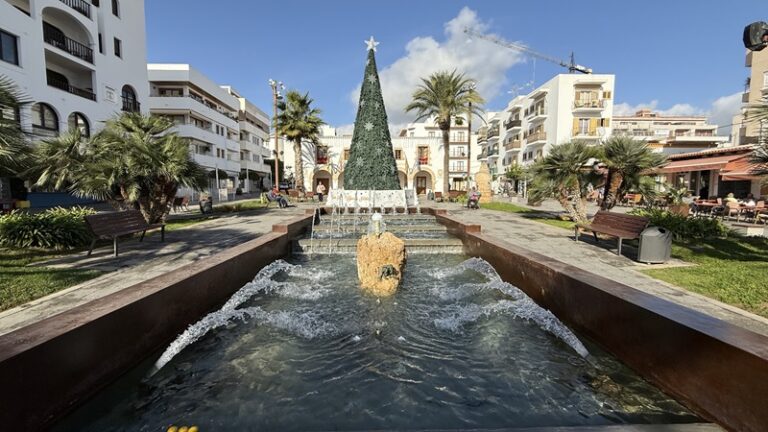 Ein Sonntag in Santa Eulalia