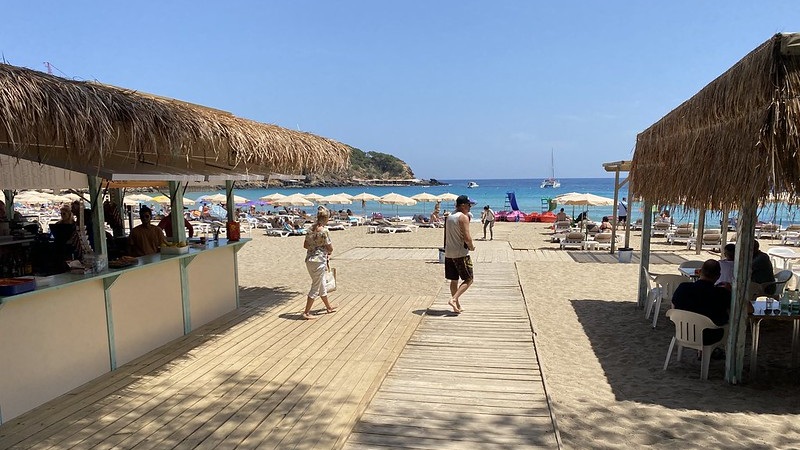 Cala Llenya: Ein Paradies an Ibizas Nordostküste