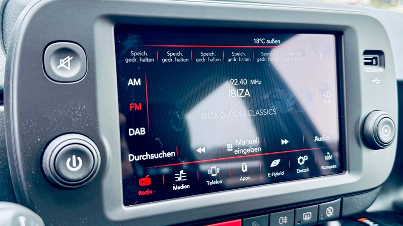 Der Sound von Ibiza: Radiosender, Streams & Playlists