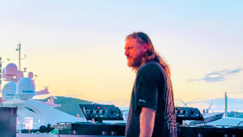 Solomun verwandelt den Hafen von Eivissa in ein Open-Air-Festival